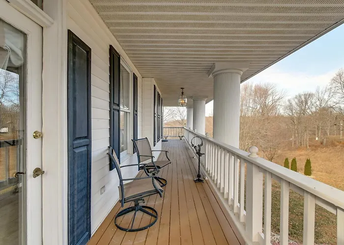 Spacious Shawnee Forest Hideaway! Hilltop Estate *